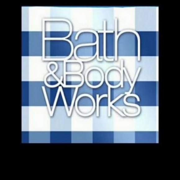 NWT Bath & Body Work Strawberry Snowflakes Single Wick Candle - Picture 3 of 3